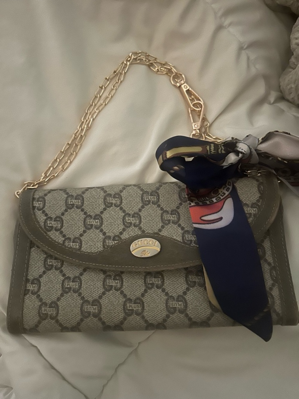 Gucci Beige Olive Monogram Chain Shoulder Bag with twilly and aftermarket chain - Picture 2 of 5